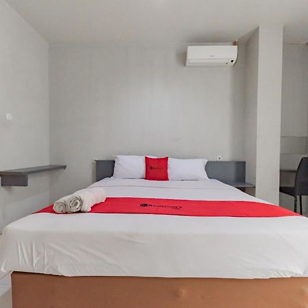 Hotel Reddoorz @ Pelajar Pejuang 3 Bandung Exterior foto